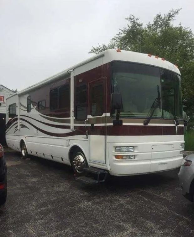 2007 National Tropi-Cal 330 with ONLY 28,000 Miles