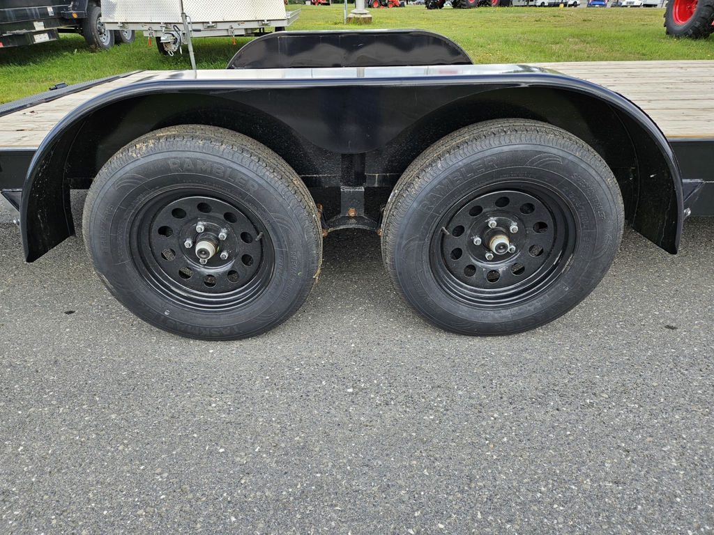 Trailer Photo 12