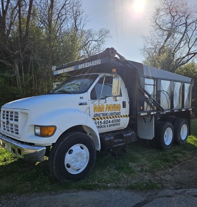 2000 Ford F750