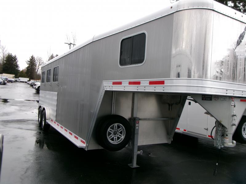 Trailer Photo 9