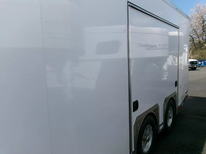 Trailer Photo 2