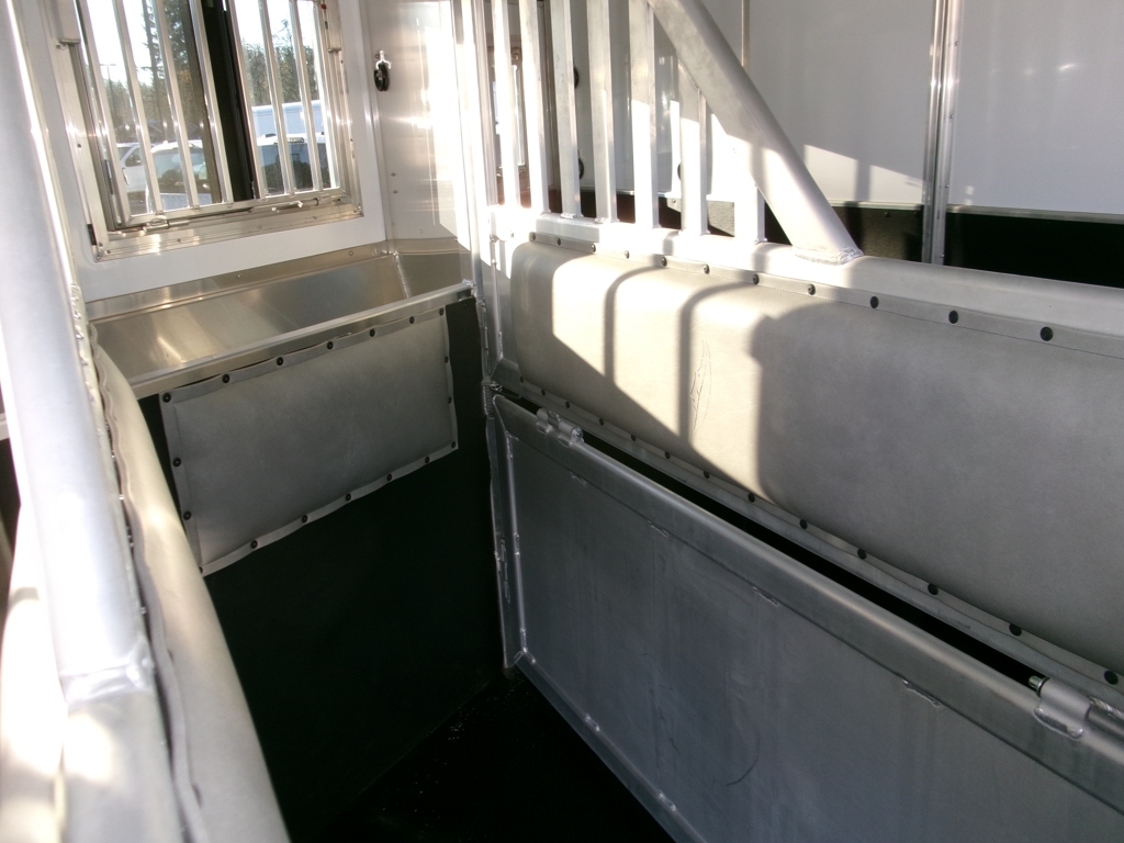Trailer Photo 5