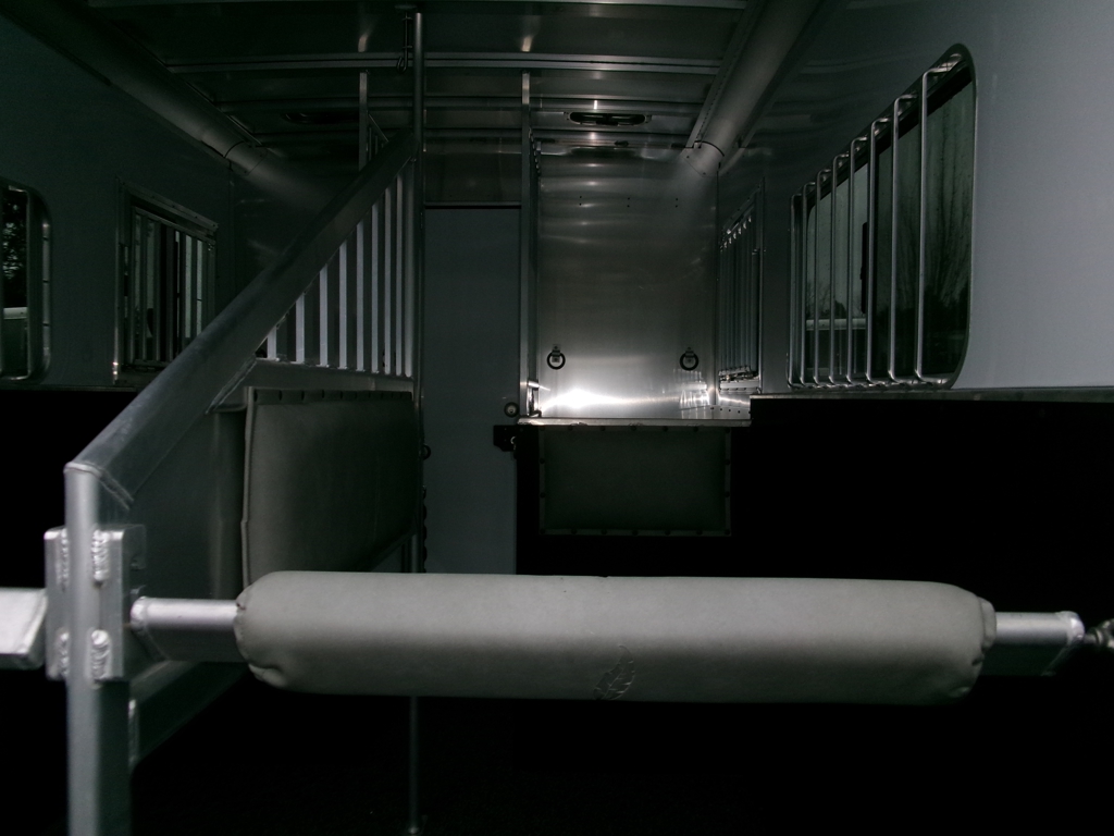 Trailer Photo 4