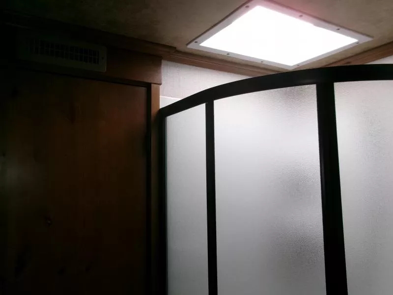Trailer Photo 26
