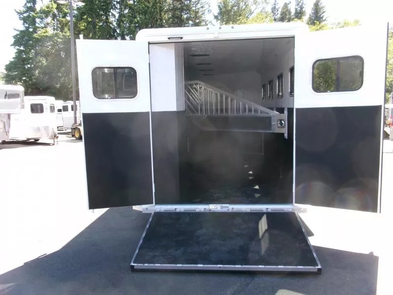 Trailer Photo 6