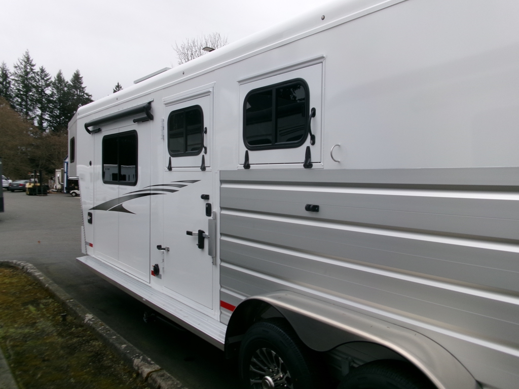Trailer Photo 3