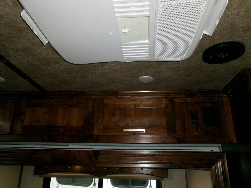Trailer Photo 11
