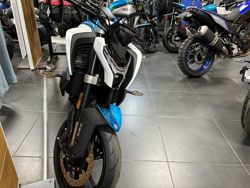 CFMoto 450NK Image