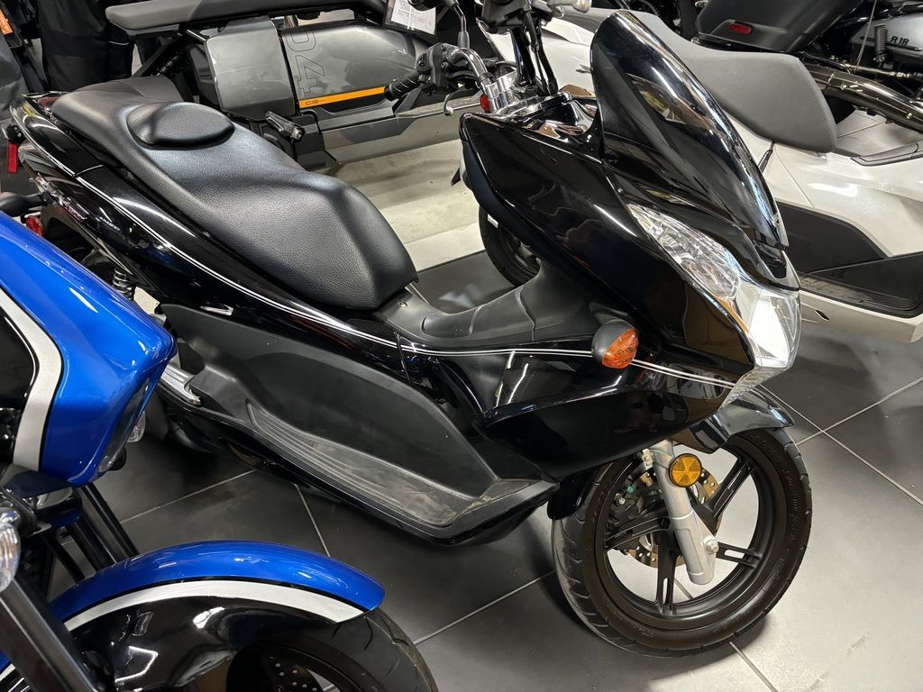 Honda PCX Image