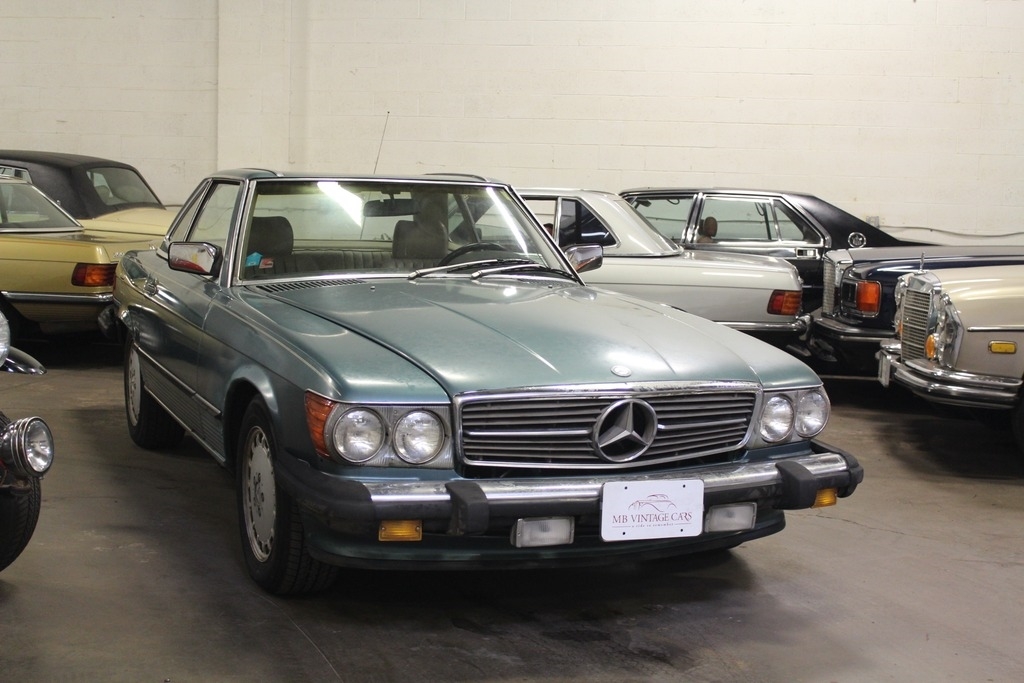 1989 Mercedes-Benz 560-Class 560 SL Convertible