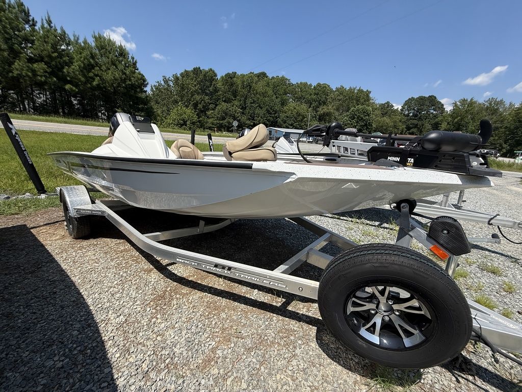 New 2023 Xpress H17C Crappie, 24101 Hardy - Boat Trader
