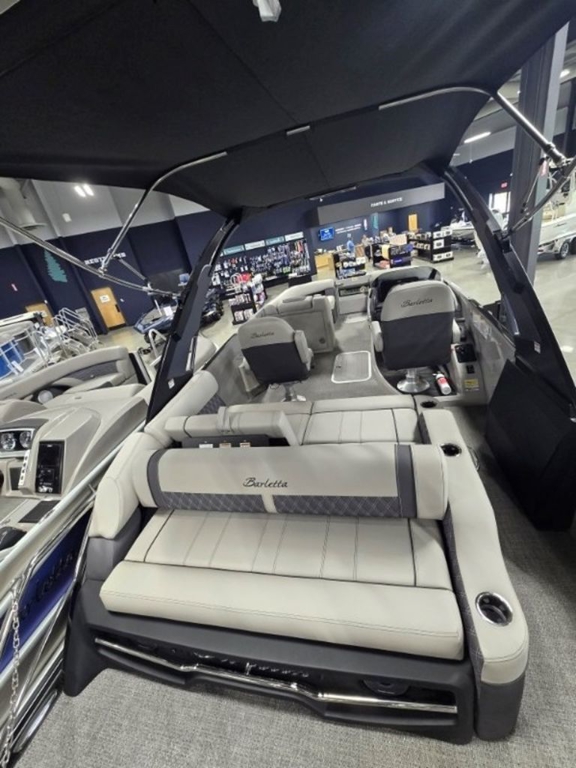 New 2027 Phoenix 721 ZXL, 24101 Hardy - Boat Trader