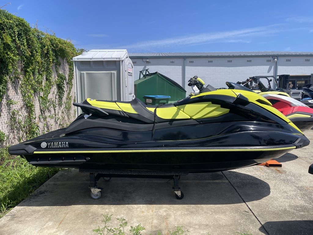 Used 2022 Yamaha WaveRunner GP1800R HO, Daytona Beach - Boat Trader