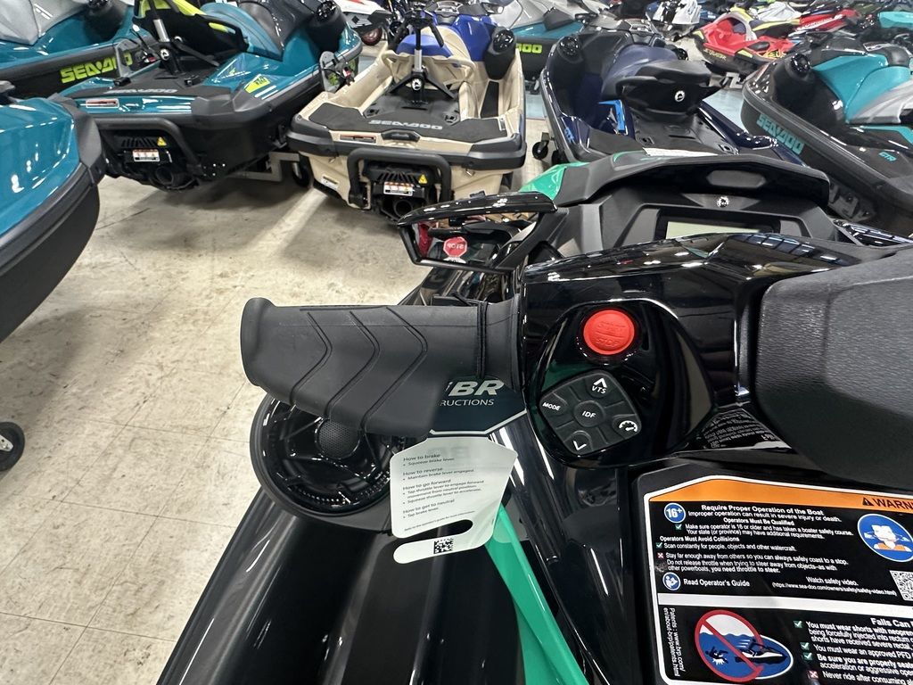 New 2026 Sea-Doo Switch Cruise Limited™ 21 - 300 hp - Double