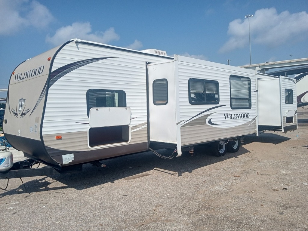 2013 Forest River Wildwood 36 BHBS