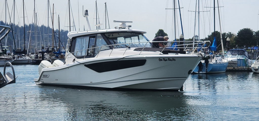 2022 Boston Whaler 405 Conquest yacht for sale in 
