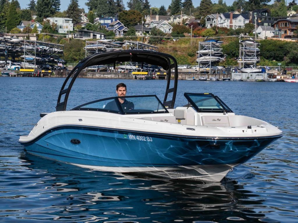 2025 Sea Ray SPX 230