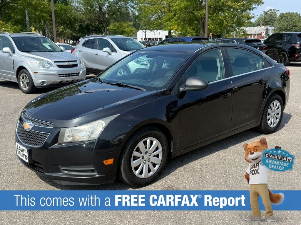 2011 Chevrolet Cruze LS Sedan 4D Sedan