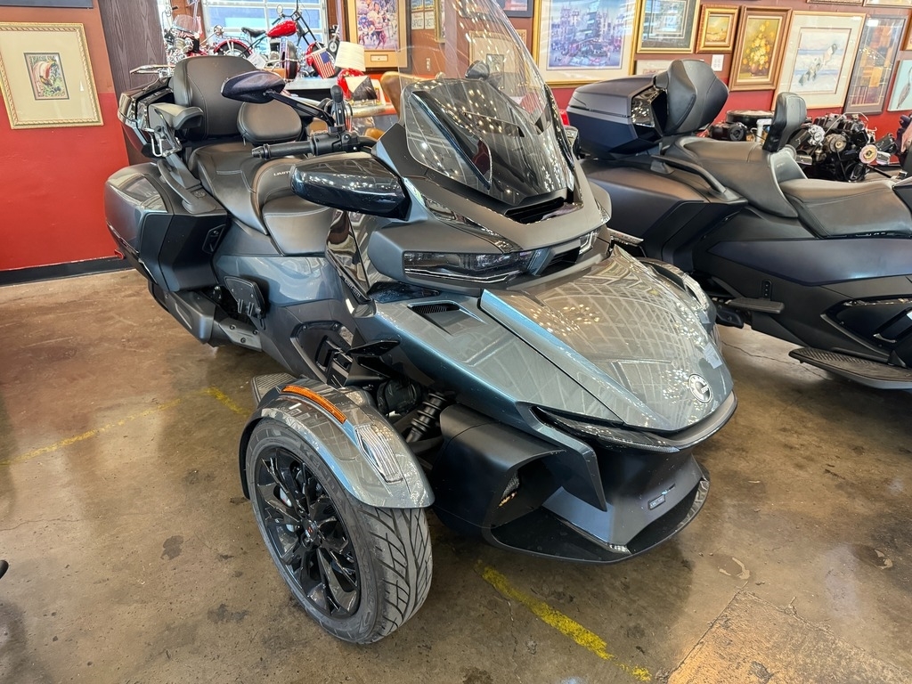 2021 Can-Am™ Spyder RT -Limited In-line 1330