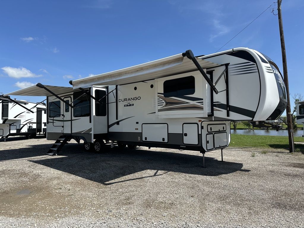 2021 KZ Durango Gold G383RLQ