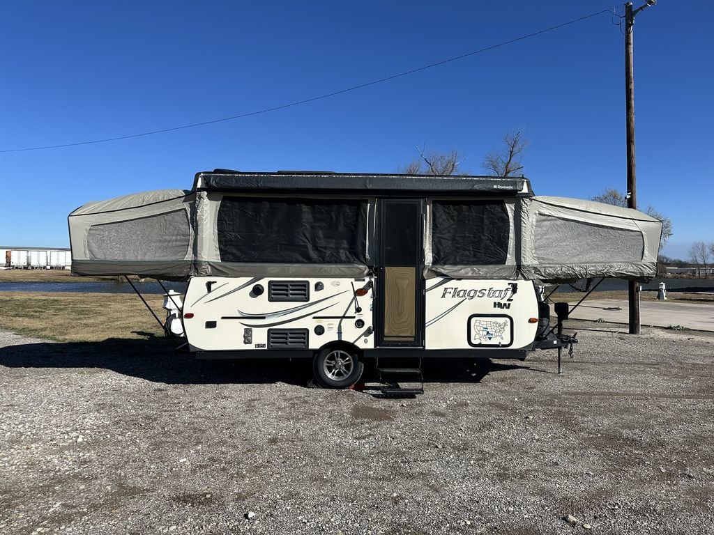 2018 Forest River FLAGSTAFF 27KSHW