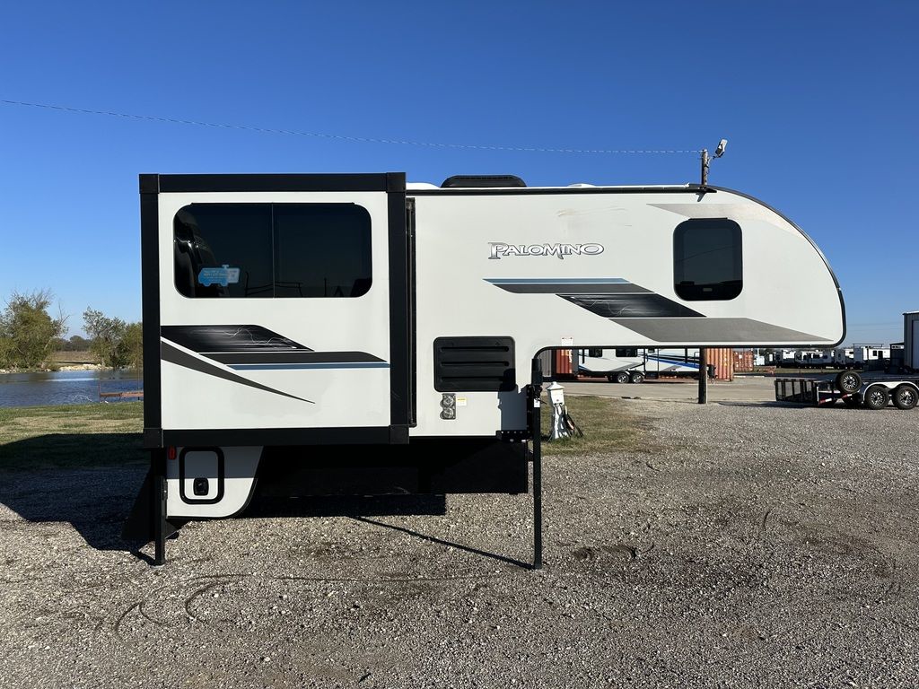 2024 Palomino Backpack Truck Camper HS-2902