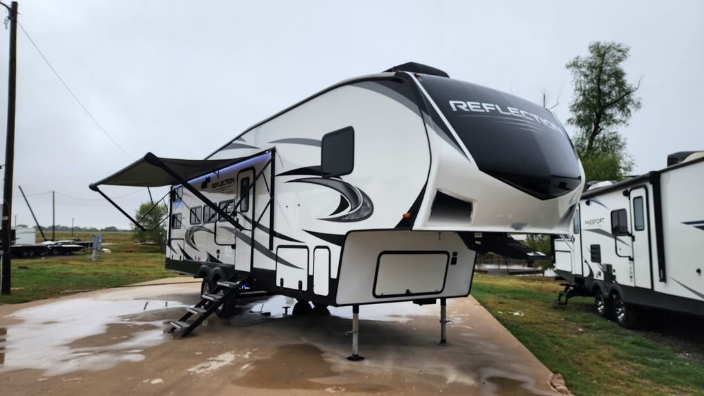 2022 Grand Design Reflection (Fifth Wheel) 28BH