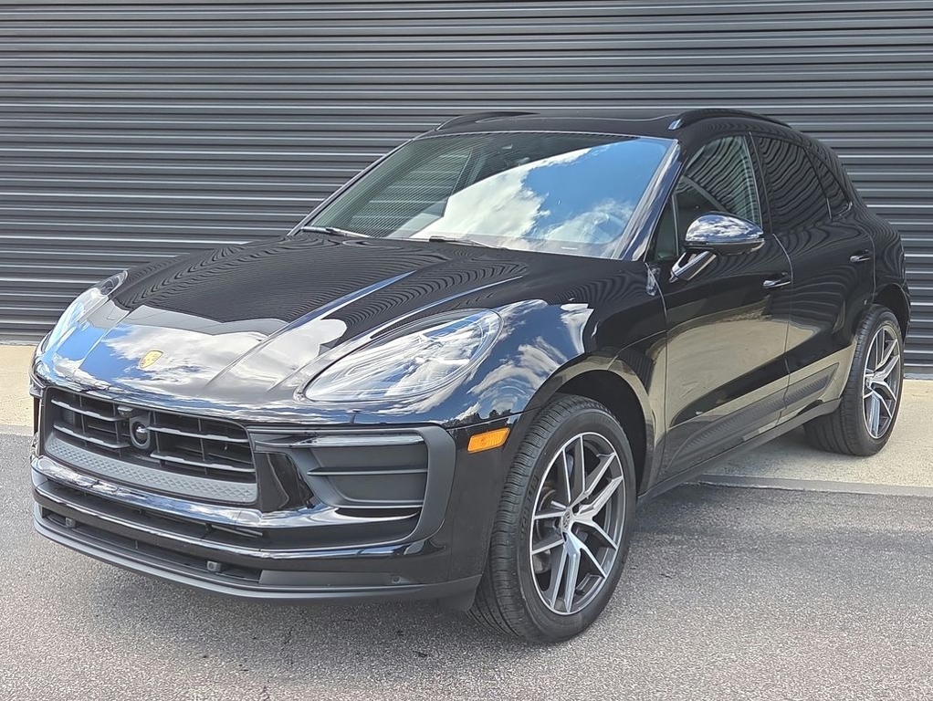 2026 Porsche Macan