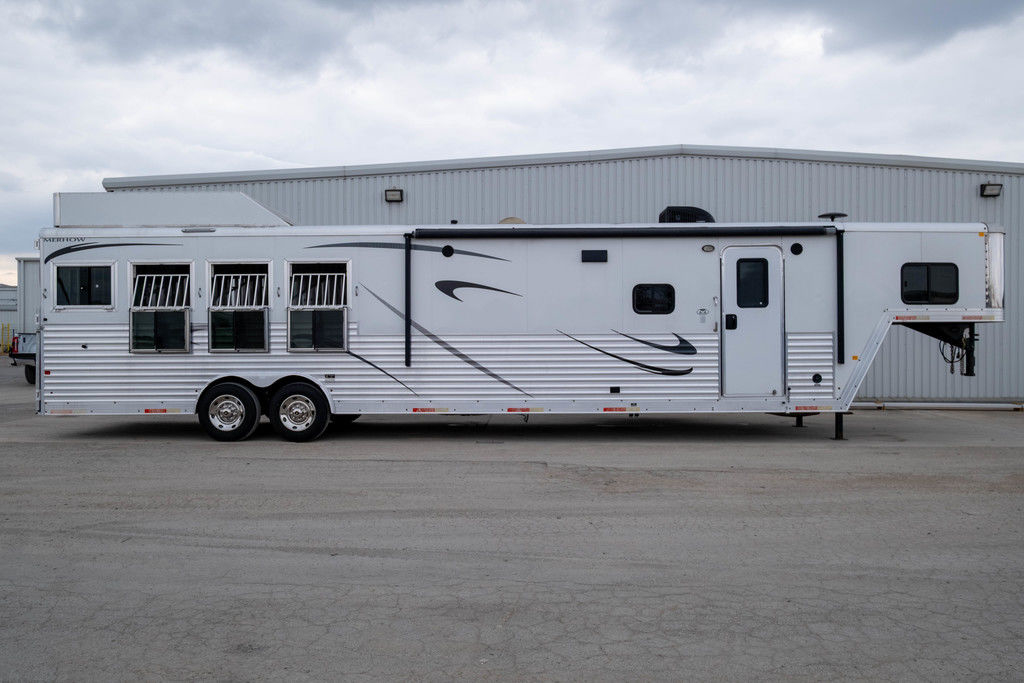 Trailer Photo 2