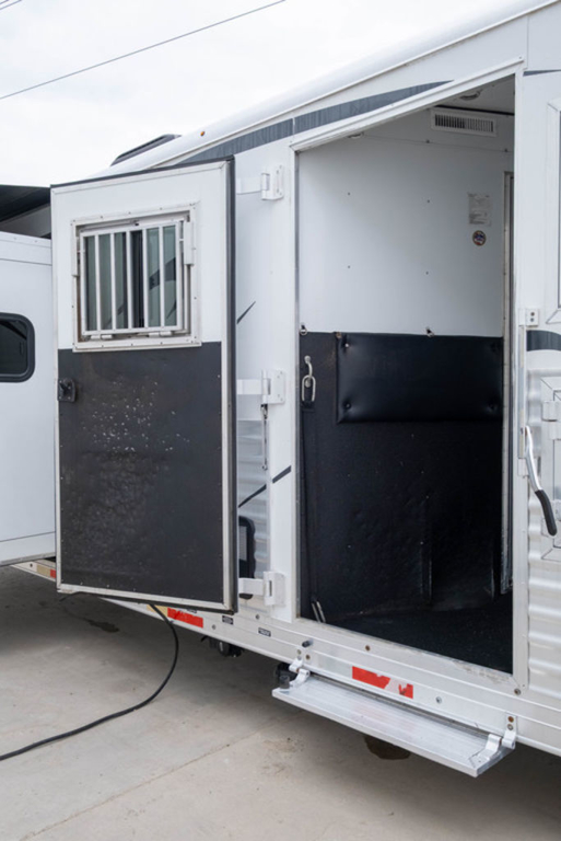 Trailer Photo 21