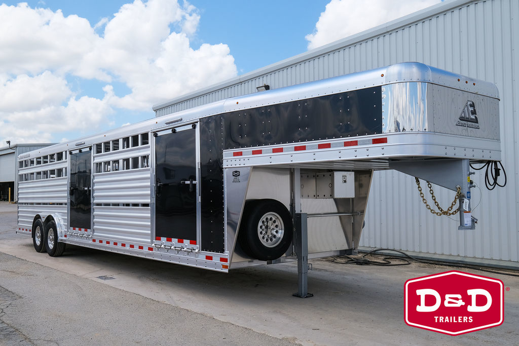 2027 Elite Trailers 30 Ft Show Cattle Trailer