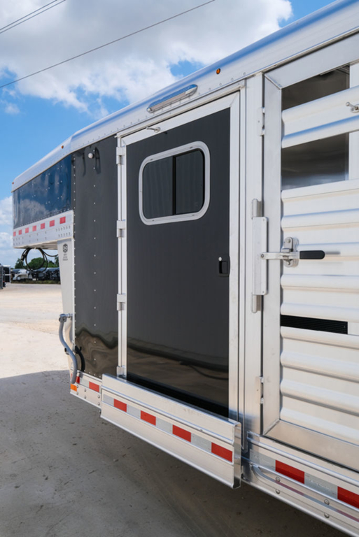 Trailer Photo 6