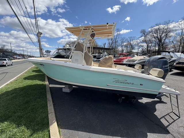 2020 Pioneer Boats Sportfish 202 yacht for sale in