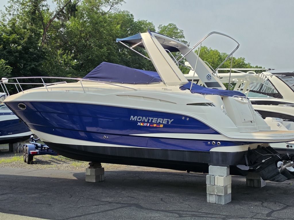 2006 Monterey 290 Cruiser