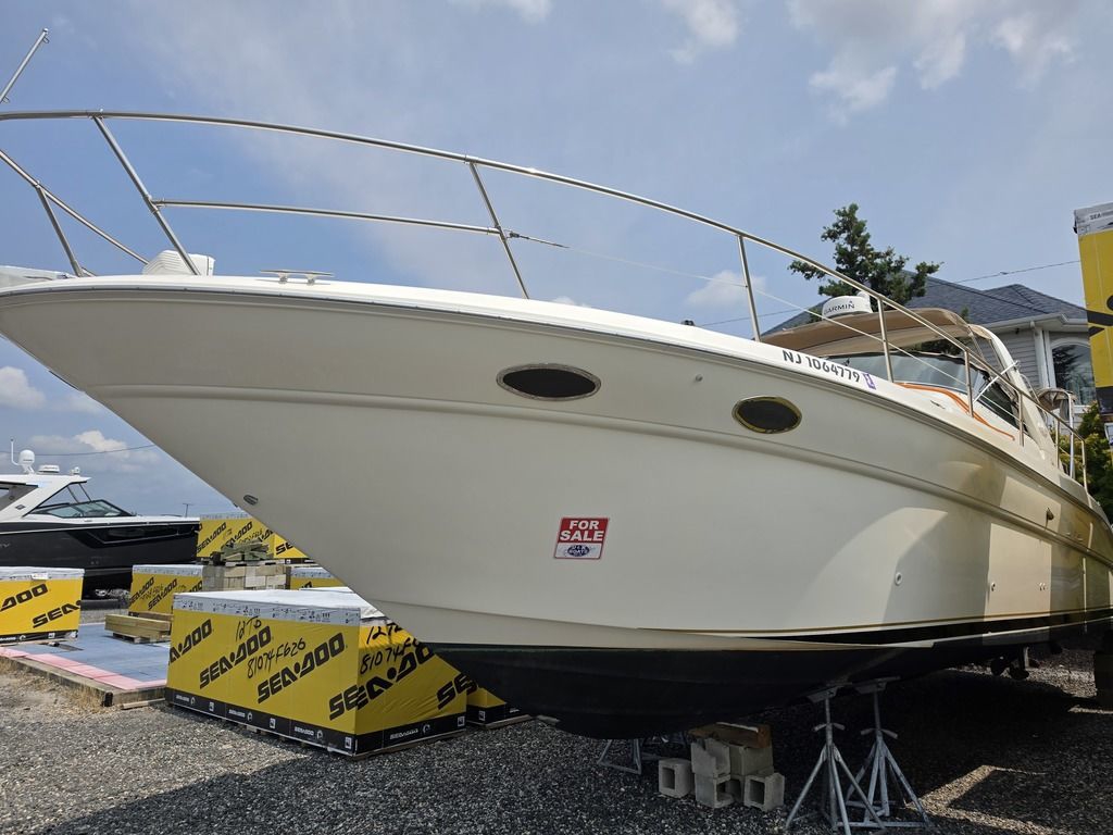 1998 Sea Ray 370 Sundancer yacht for sale in 
