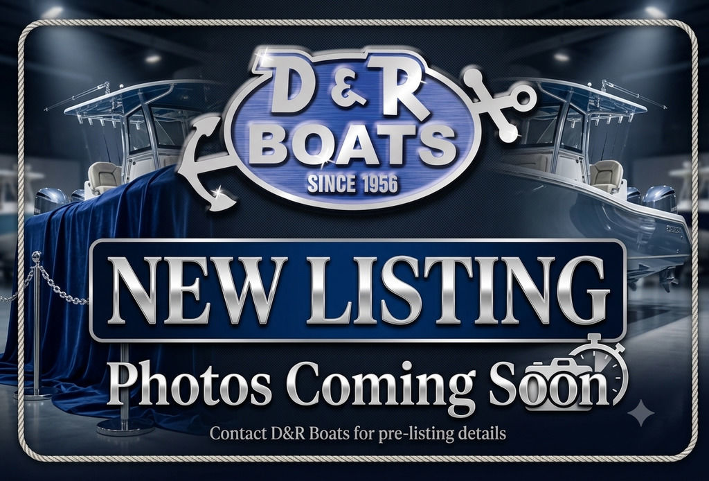 2027 Robalo R257 yacht for sale in 