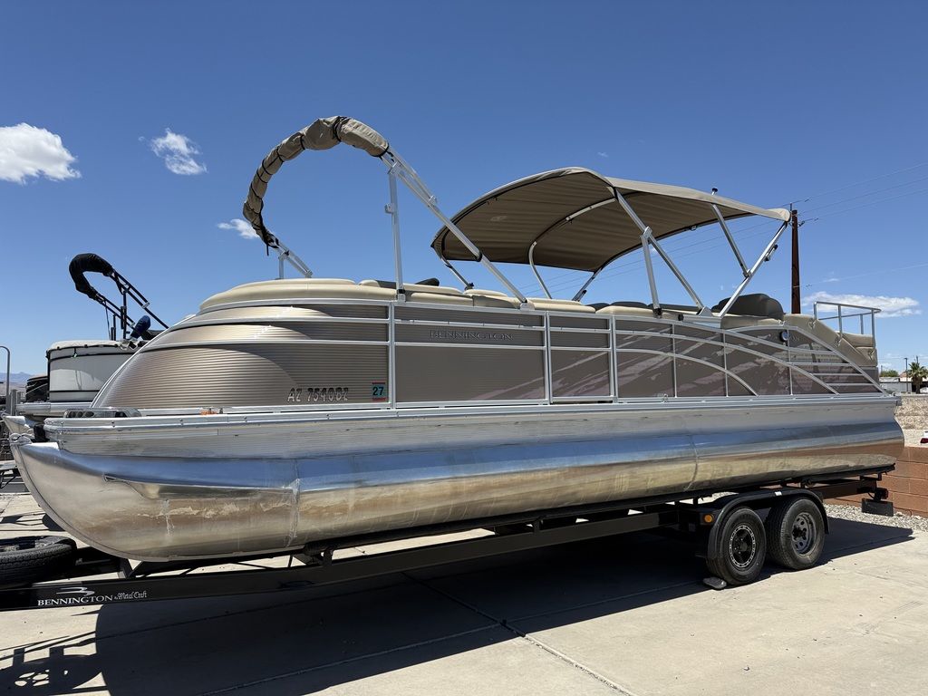 Used 2013 Bennington 2575QCW SPORT TOWER-I/O, 86406 Lake Havasu