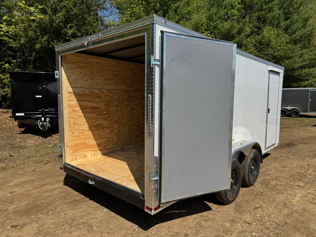 Trailer Photo 13