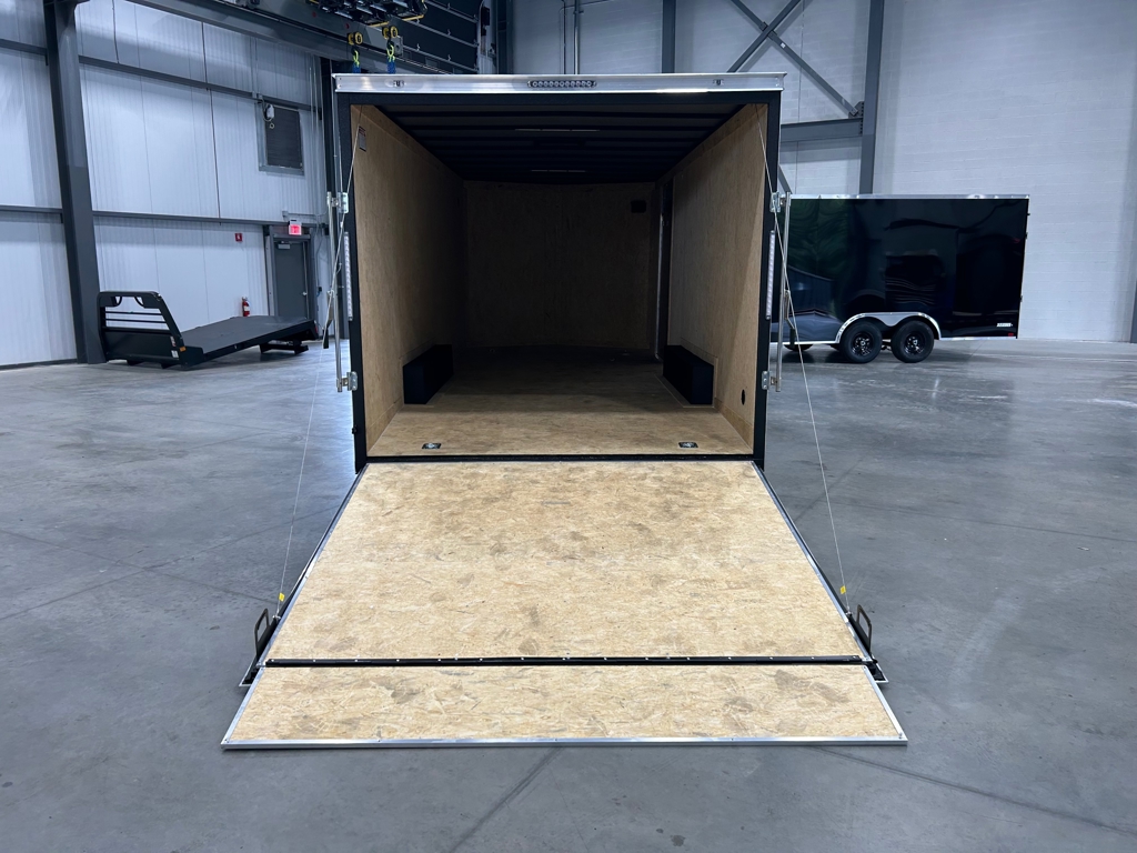 Trailer Photo 12