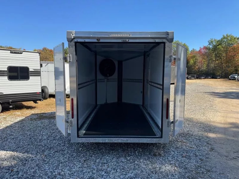 Trailer Photo 10