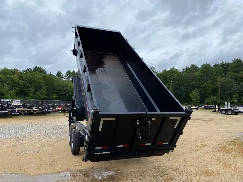 Trailer Photo 2