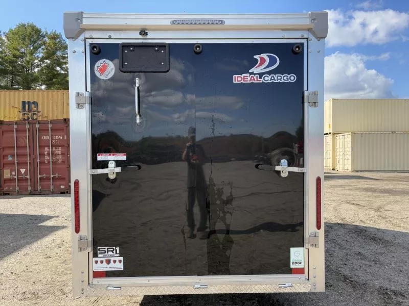 Trailer Photo 6