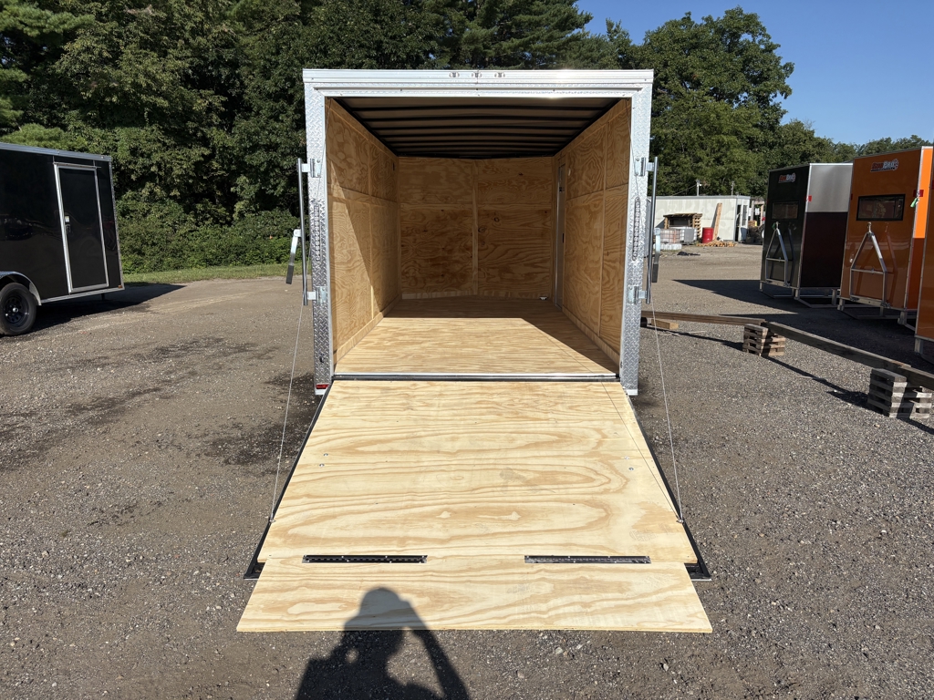 Trailer Photo 13