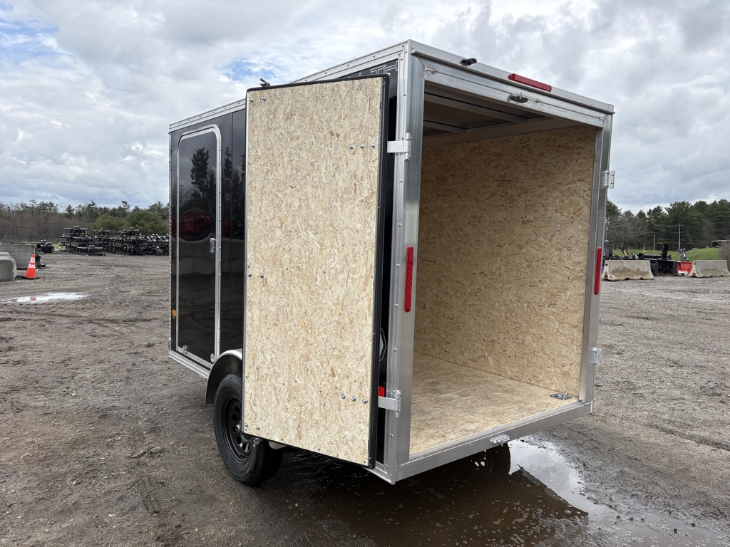 Trailer Photo 2