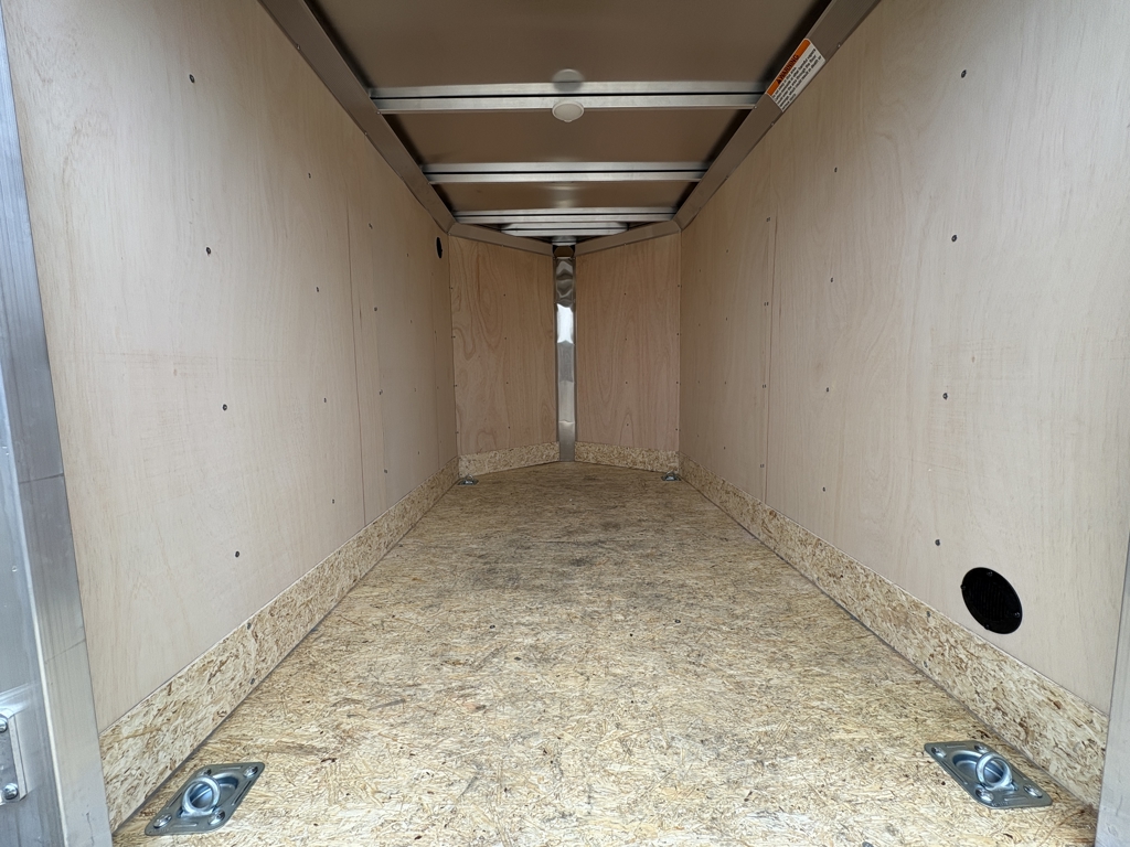 Trailer Photo 11