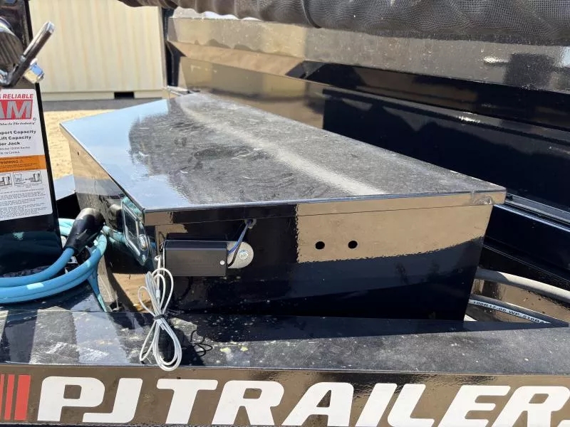 Trailer Photo 21