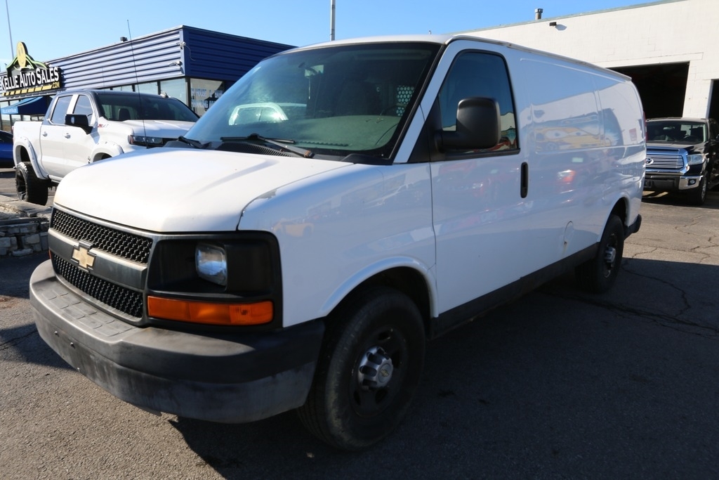 2013 Chevrolet Express Cargo Work Van's photo