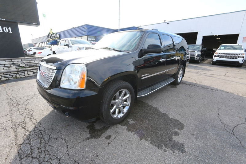2013 GMC Yukon XL Denali's photo