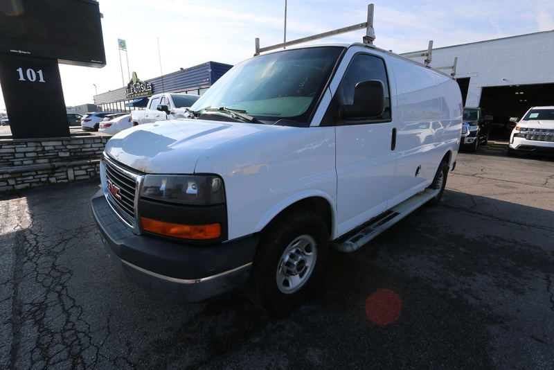 2015 GMC Savana Cargo Work Van's photo