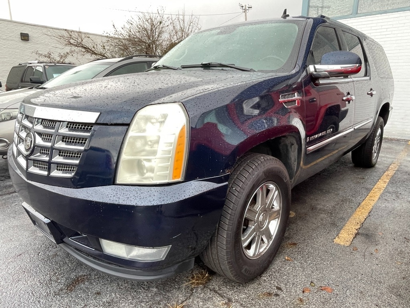 2007 Cadillac Escalade ESV Base's photo